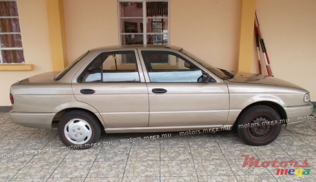 1992' Nissan Sentra for sale - 65,000 Rs. Moka, Mauritius